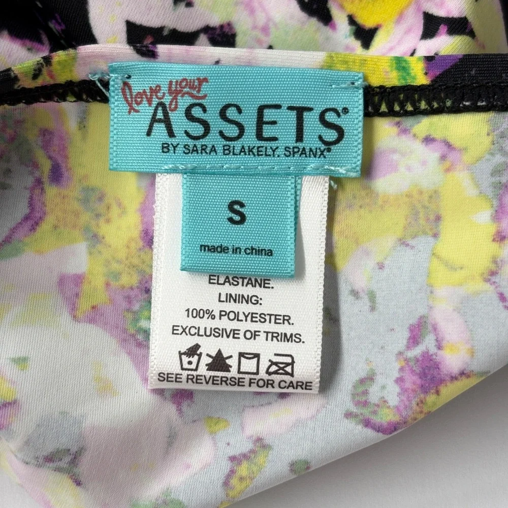 NWT ASSETS Women Tankini Top S Black Floral Power Suits Halter 1708 Slimming